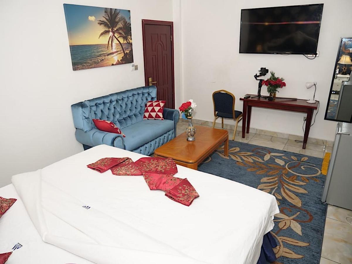 Marriot Metropolitan Hotel Douala Exterior foto