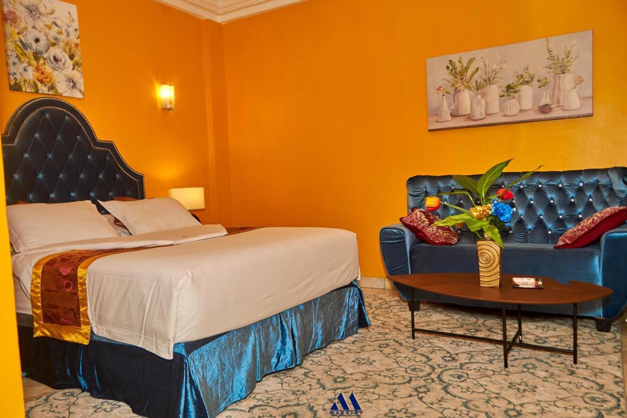 Marriot Metropolitan Hotel Douala Exterior foto